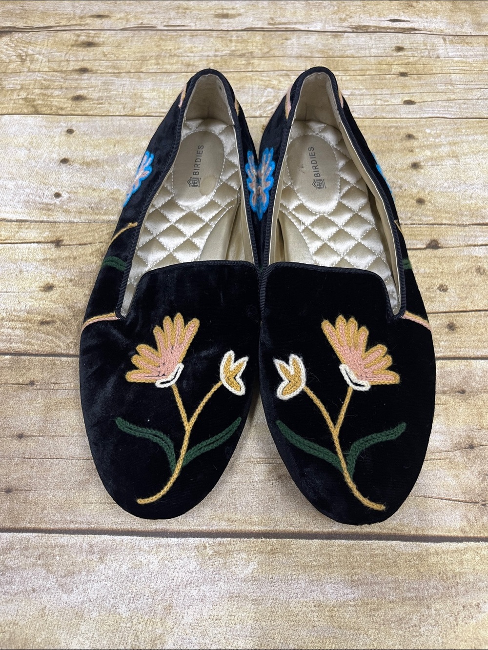 Birdies Black Velvet Floral Embroidered Loafers size 9.5